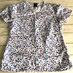 Zoe + Chloe Scrub Top Size XS
